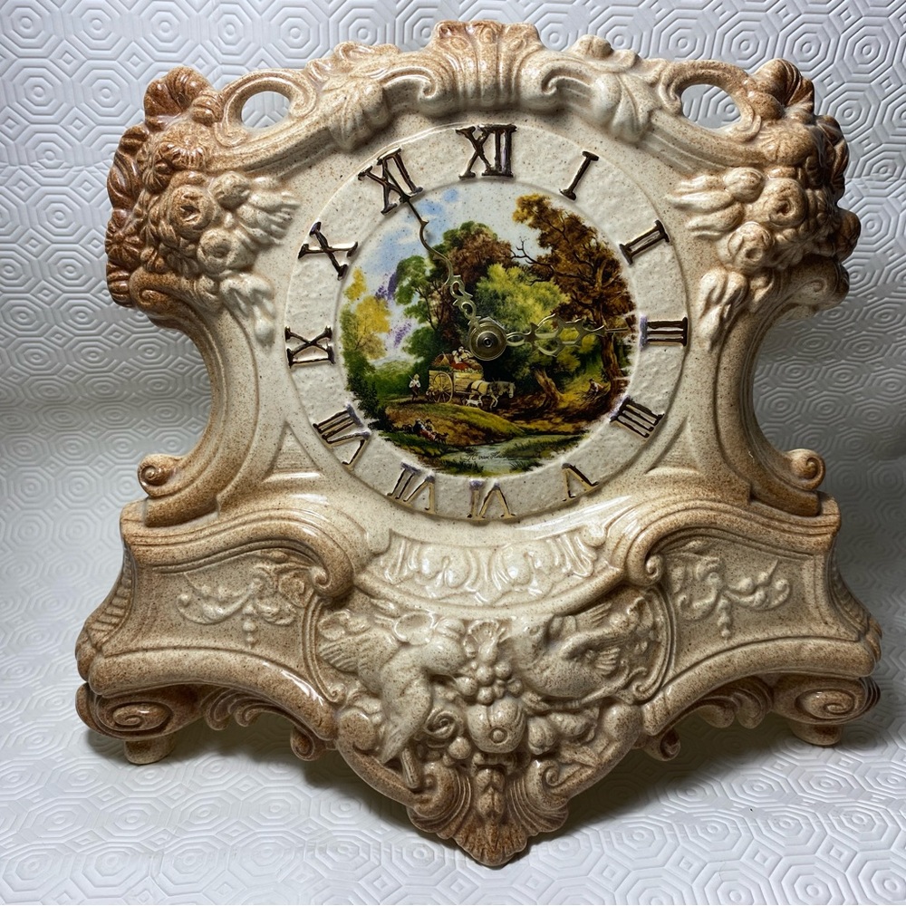 Vintage Arnel’s ceramics hand painted mantle clock